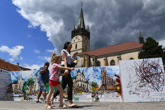 Blokáda extrémizmu prichádza pod balkóny a na sídliská